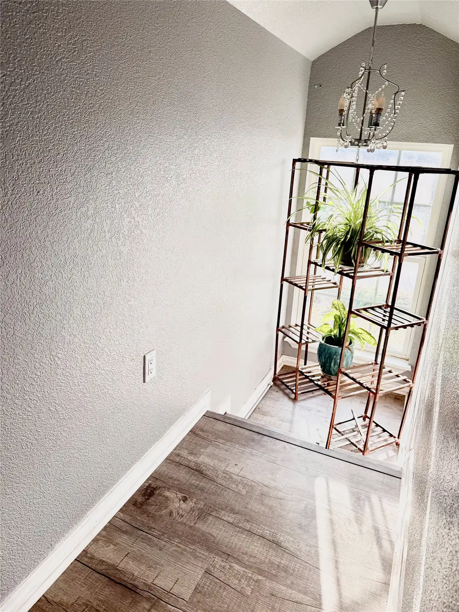 400 N Avenue A, Springtown, TX 76082 - #3