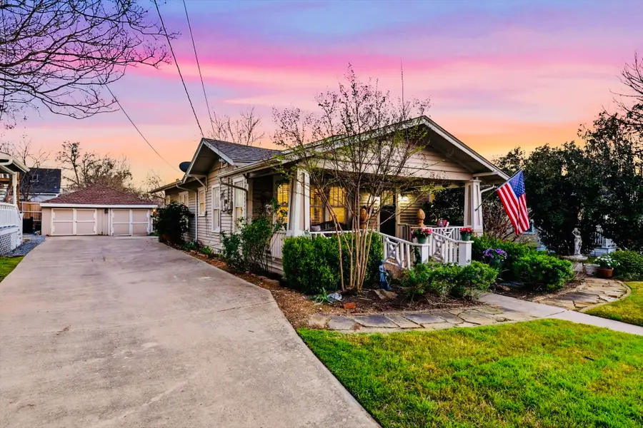 905 Tucker Street, McKinney, TX 75069 - #2