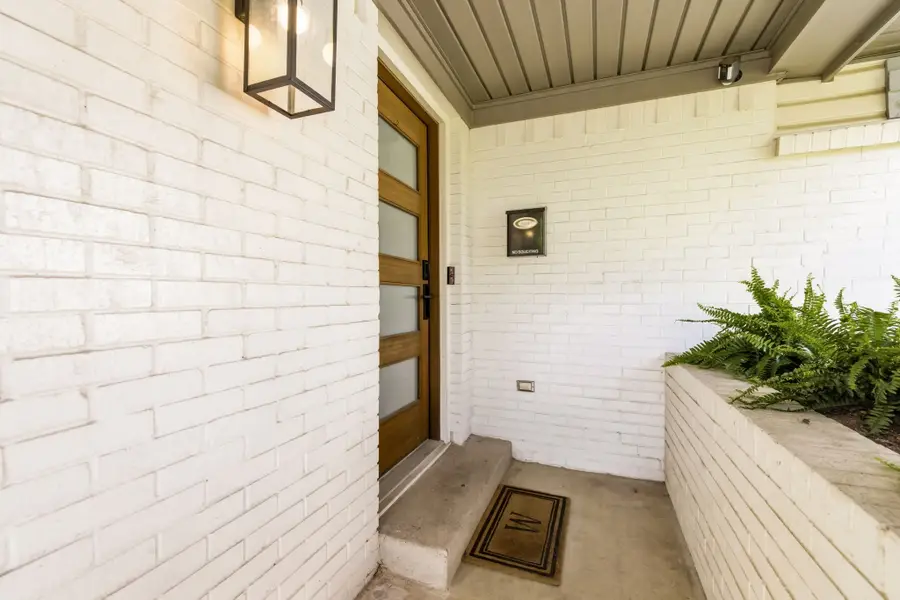 9925 Estate Lane, Dallas, TX 75238 - #2