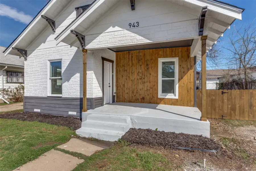 943 E Richmond Avenue, Fort Worth, TX 76104 - #3