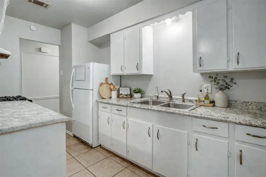 919 Southloop Drive, Duncanville, TX 75137 - #3