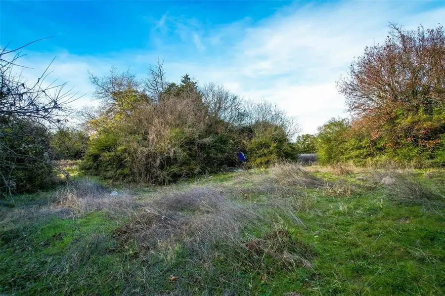 800 N Prairie Creek Road, Dallas, TX 75217 - #2