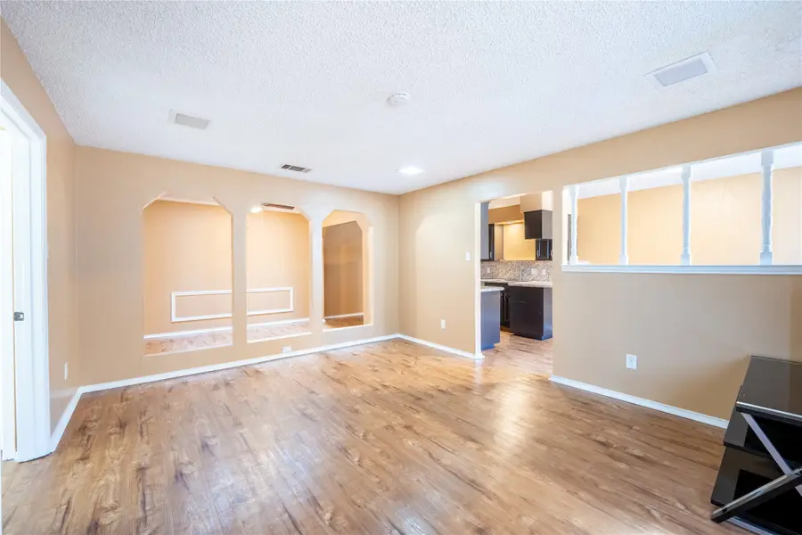 604 Windgate Court, Arlington, TX 76012 - #3