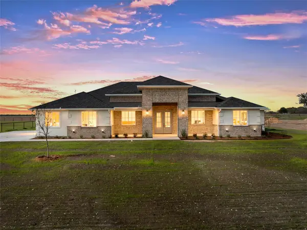 995 Galaxy Road, Woodway, TX 76712