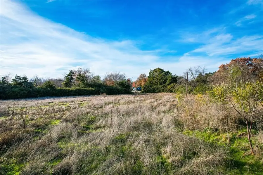 910 N Prairie Creek Road, Dallas, TX 75217 - #3