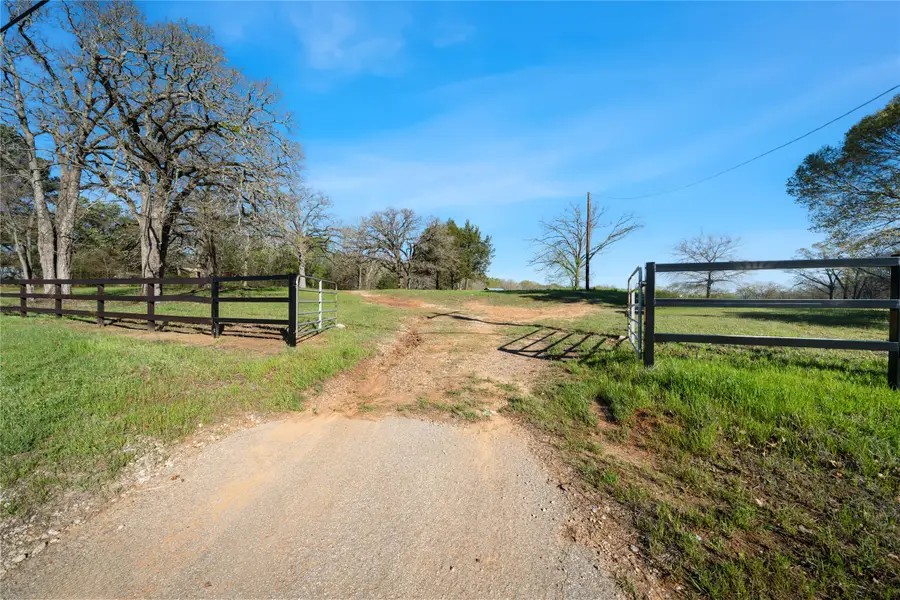 8260 State Highway 31 Highway, Athens, TX 75751 - #2