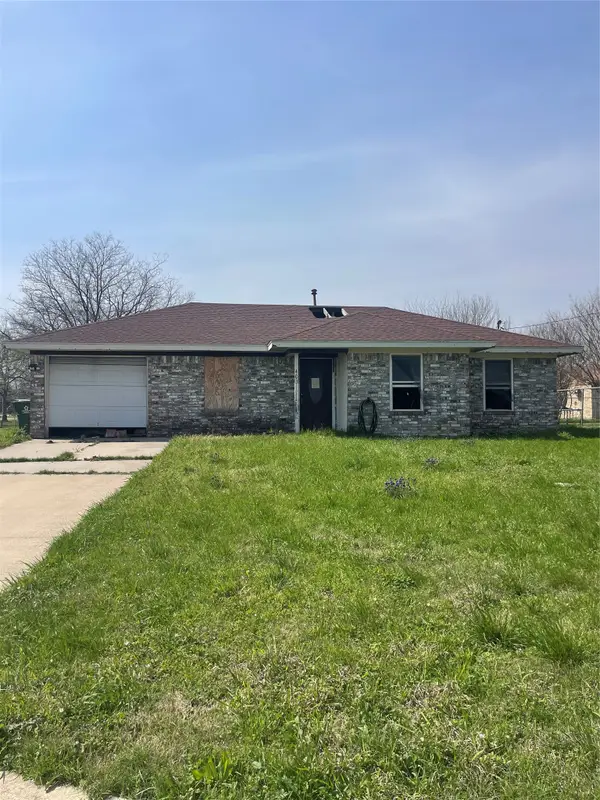 403 S 1st Street, Sanger, TX 76266