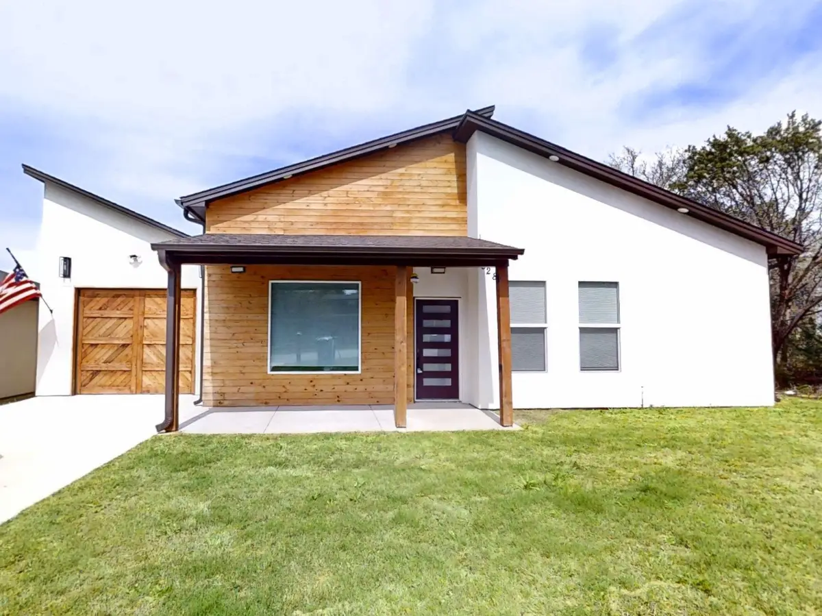 828 Indian Drive, Granbury, TX 76048 - #1