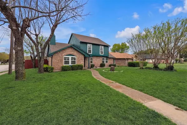 8905 La Prada Drive, Dallas, TX 75228