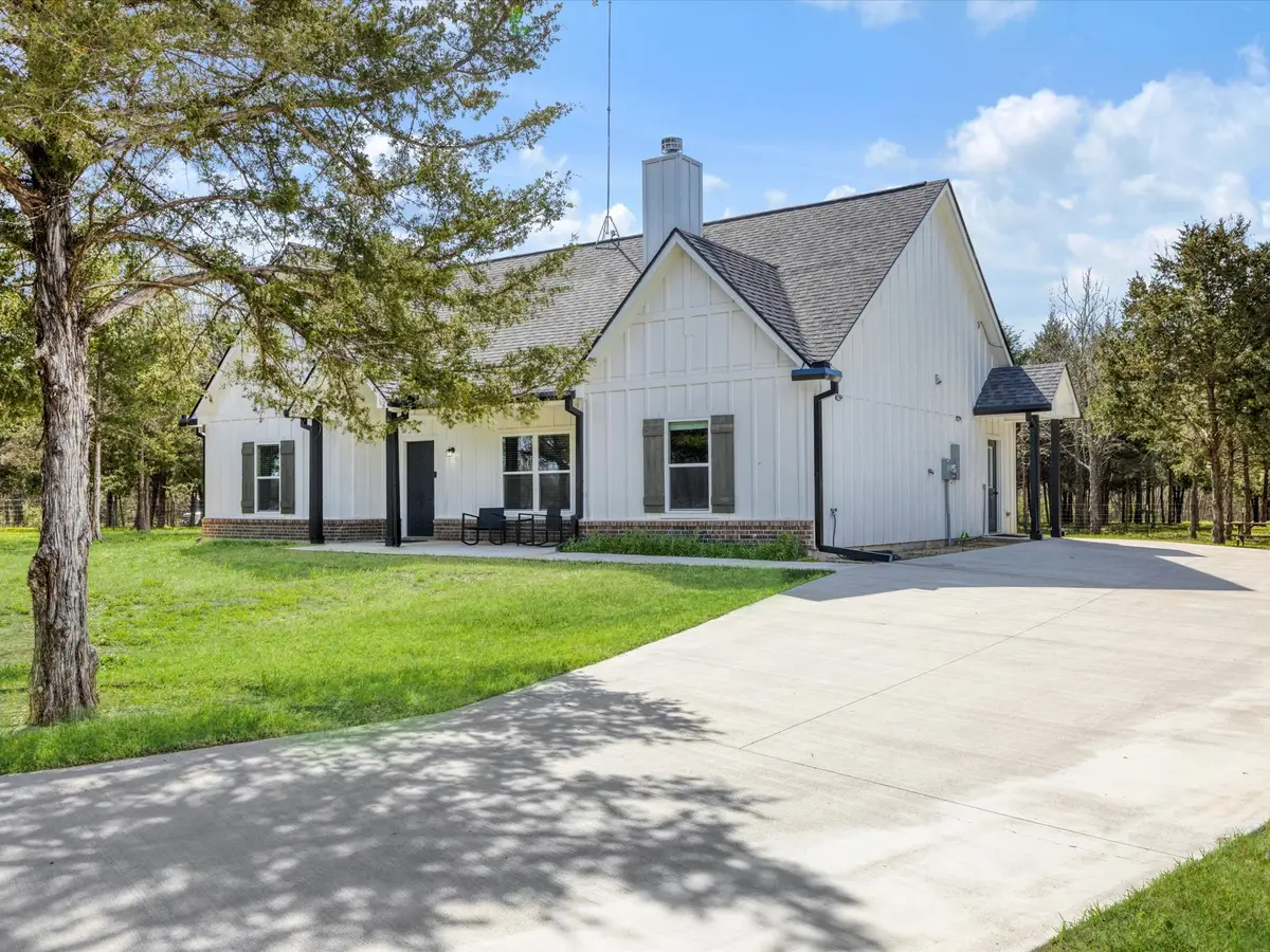 865 County Road 4519, Wolfe City, TX 75496 - #1