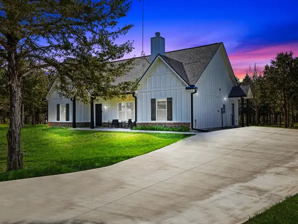 865 County Road 4519, Wolfe City, TX 75496