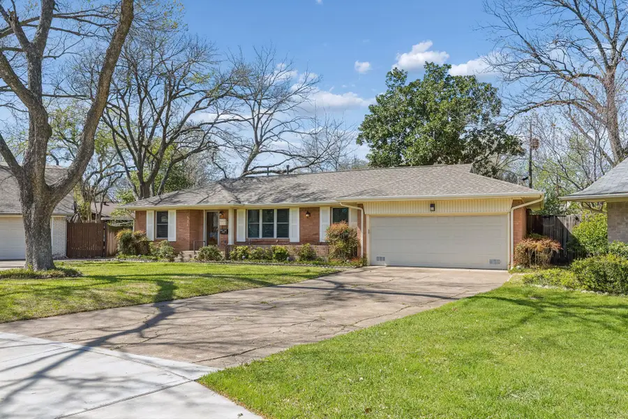 521 Huntingdon Court, Irving, TX 75061 - #2