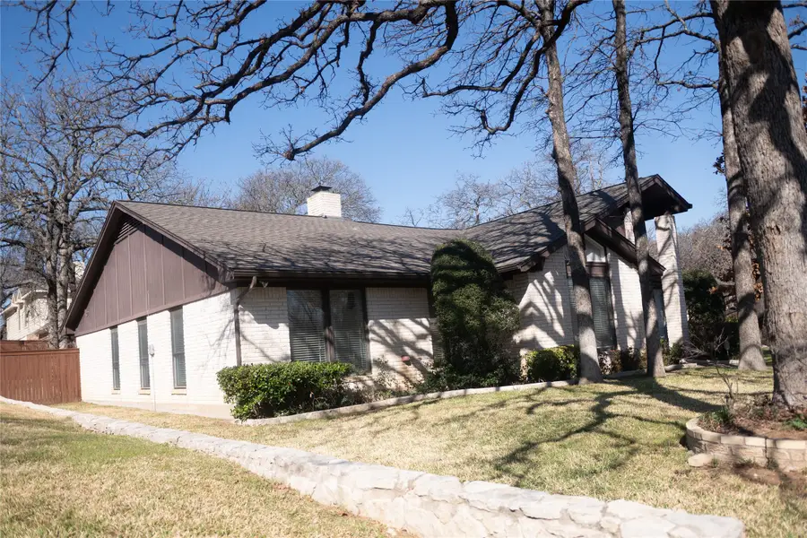 1800 High Vista Court, Fort Worth, TX 76112 - #2