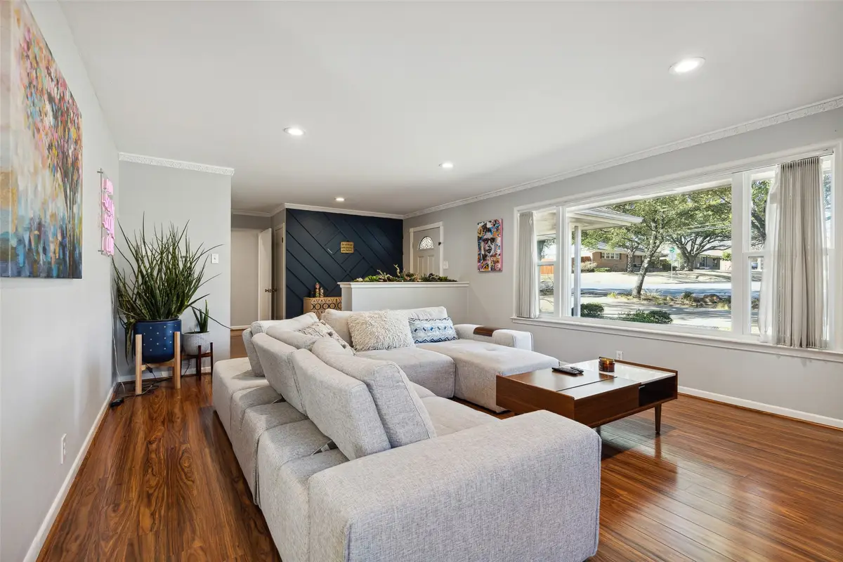 1522 Sylvan Avenue, Dallas, TX 75208 - #1