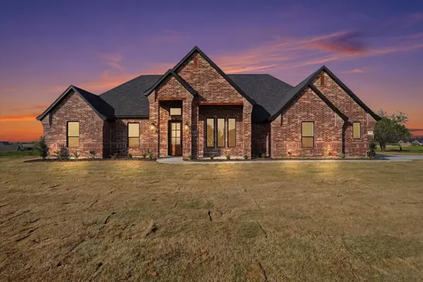 450 Red Bird Drive, Springtown, TX 76082