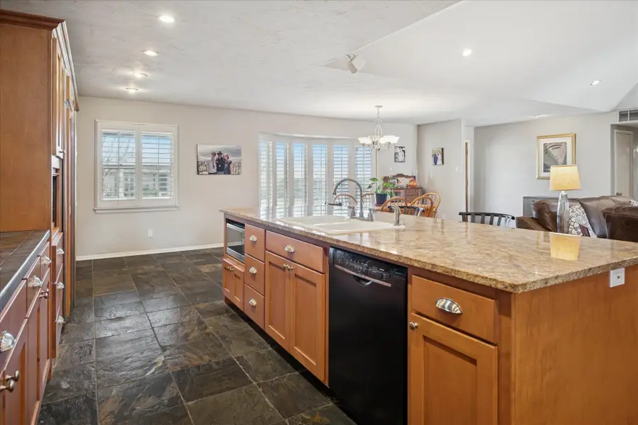 10117 Coveridge Drive, Dallas, TX 75238 - #3