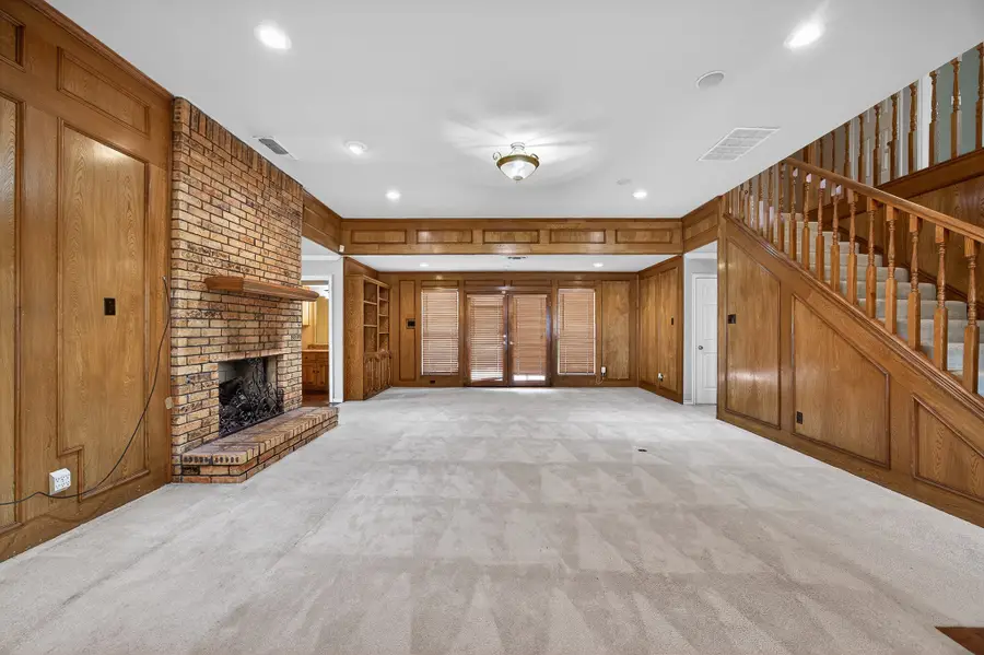 100 Castle Court, Irving, TX 75038 - #2