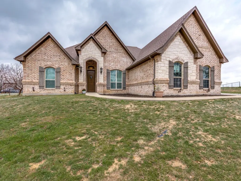 815 County Road 3355, Paradise, TX 76073 - #1