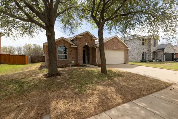 3247 Yeltes, Grand Prairie, TX 75054