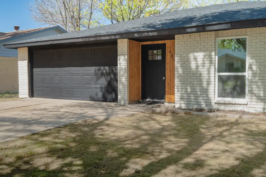 442 Lake Park Drive, Grand Prairie, TX 75052 - #3