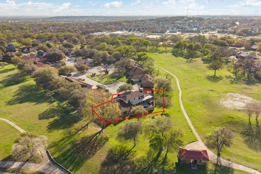 848 S Havenwood Lane, Fort Worth, TX 76112 - #3