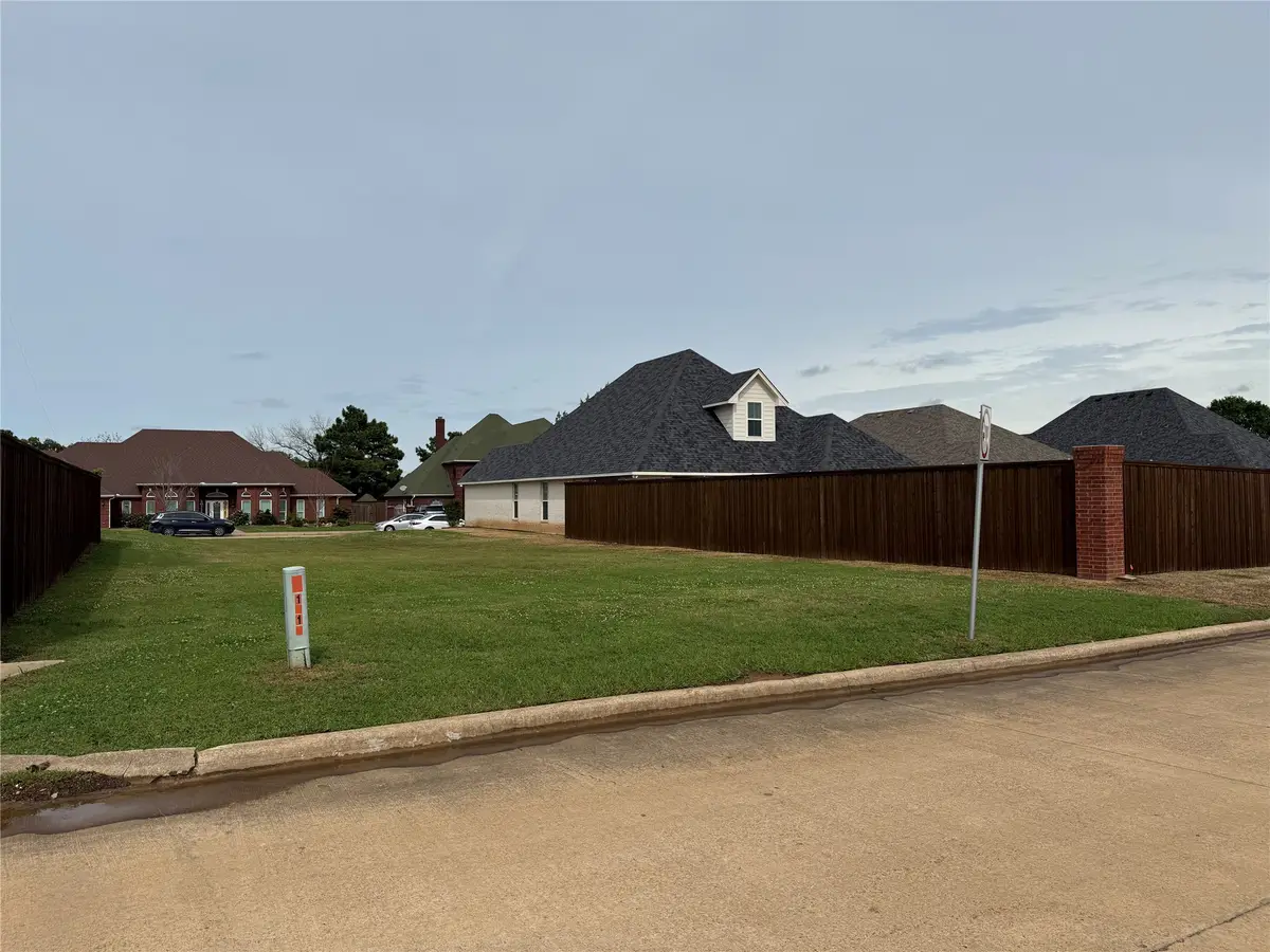 1020 Cannon Place, Paris, TX 75462 - #1