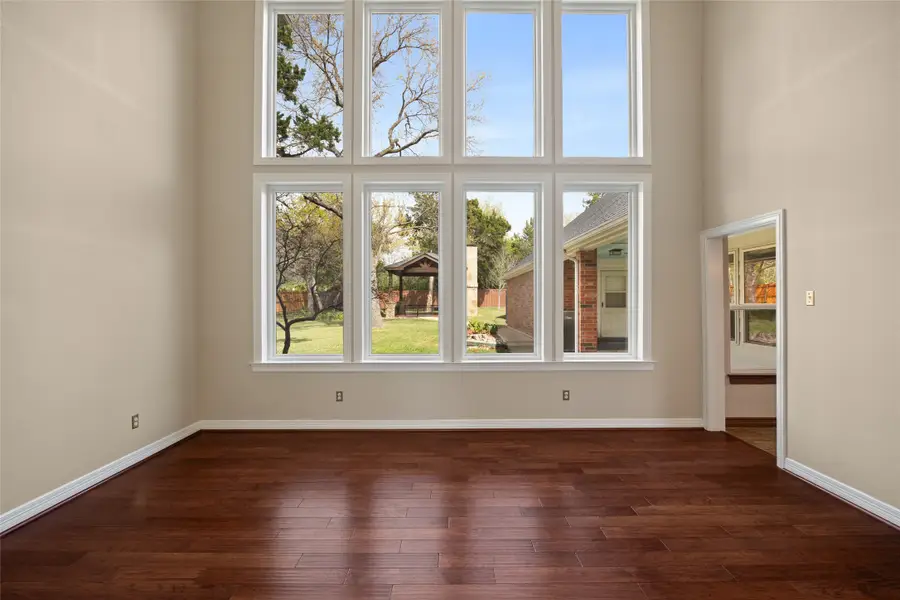 8 Equestrian Trail, Duncanville, TX 75116 - #2