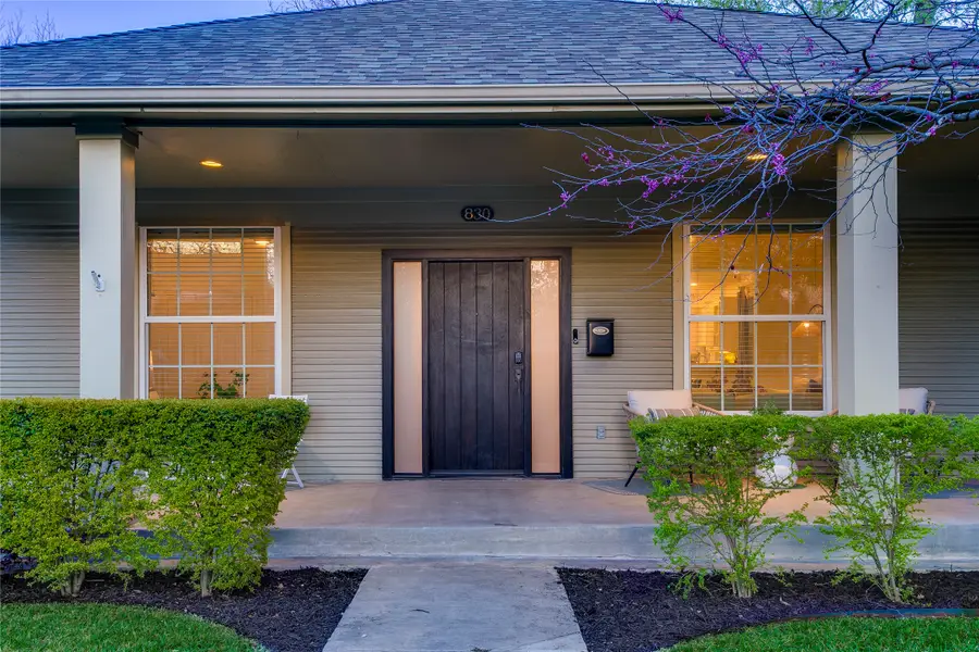 830 N Clinton Avenue, Dallas, TX 75208 - #3
