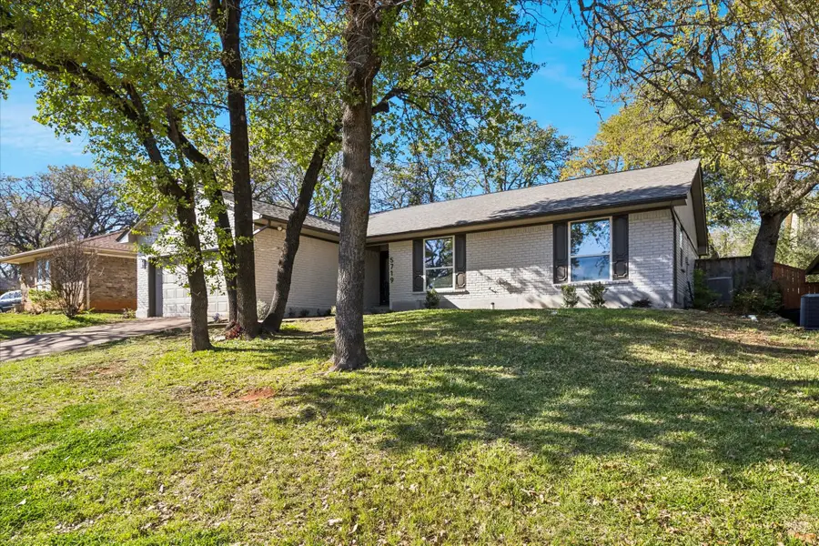 5719 Valley Ridge Court, Arlington, TX 76017 - #2