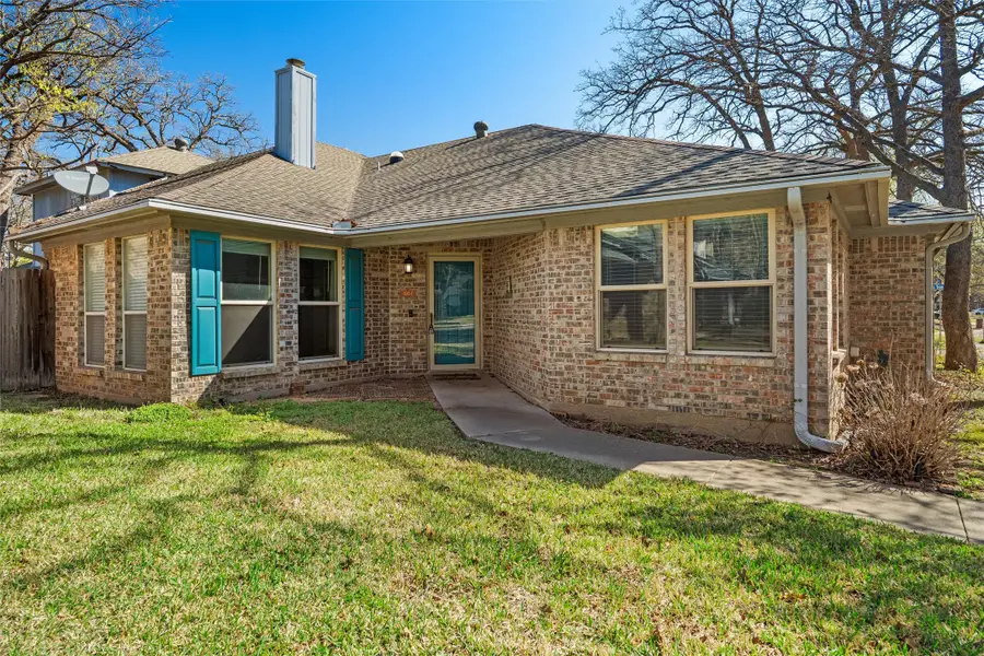 1003 W Lovers Lane, Arlington, TX 76013 - #2