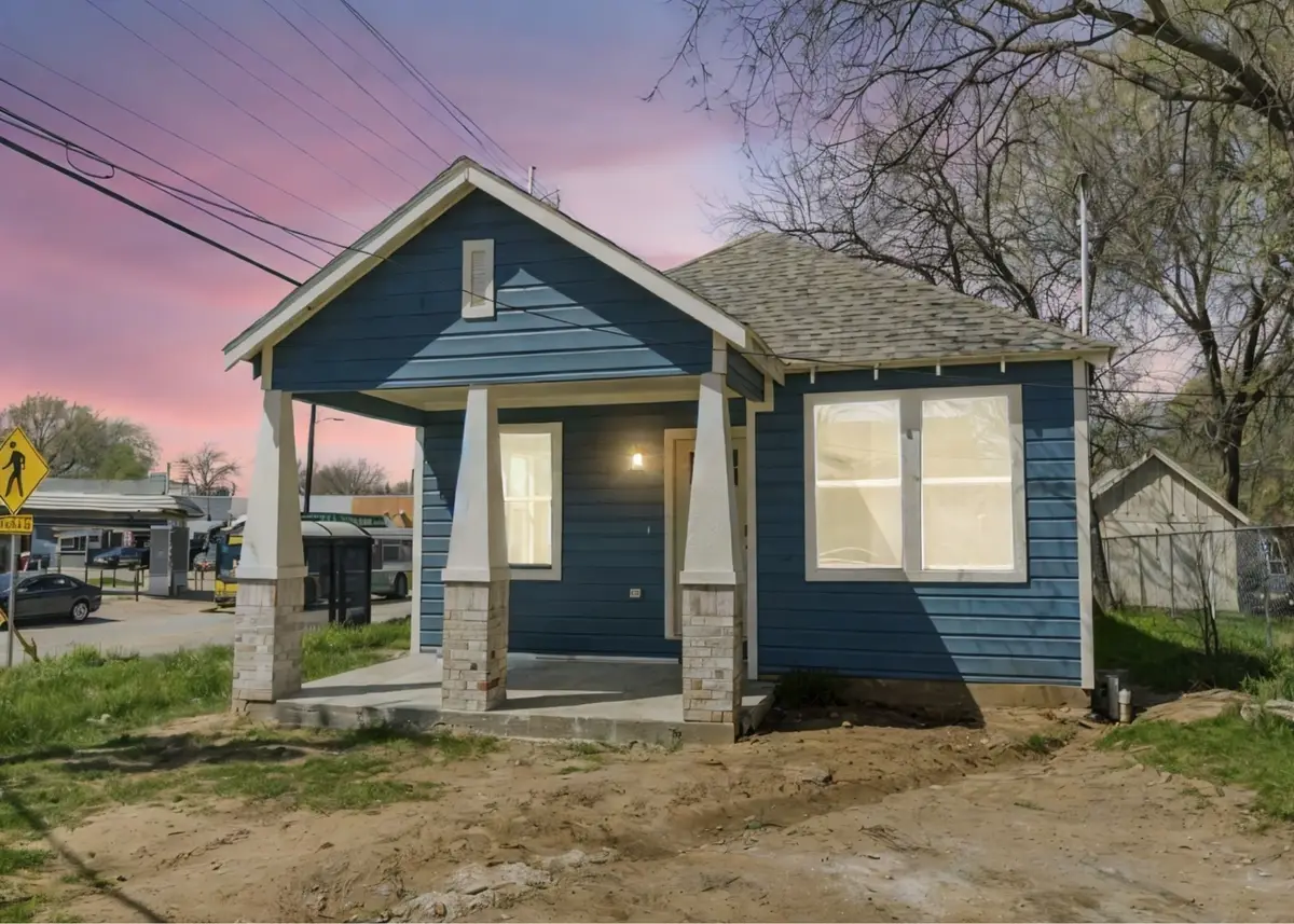 2801 Twyman Avenue, Dallas, TX 75215 - #1