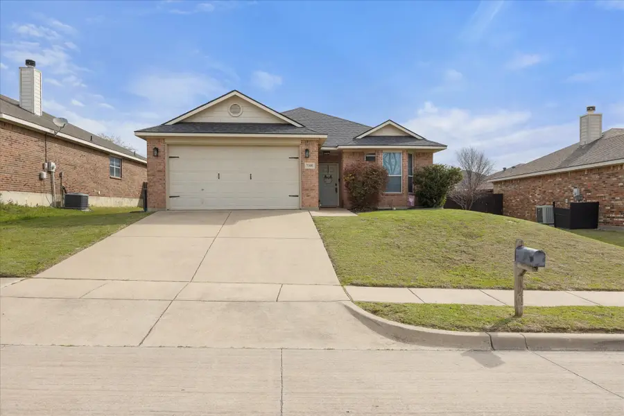 7105 Crenshaw Drive, Benbrook, TX 76126 - #3