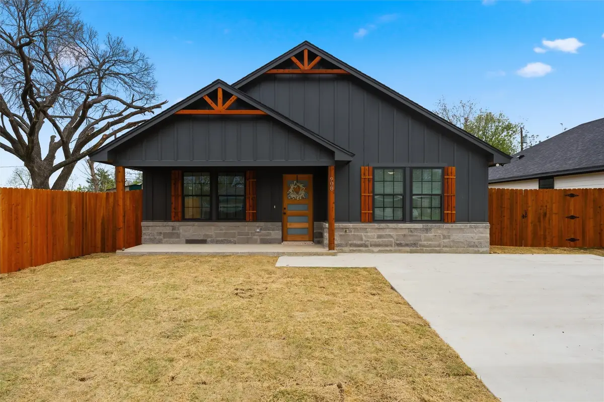 908 Church Avenue, Waco, TX 76706 - #1