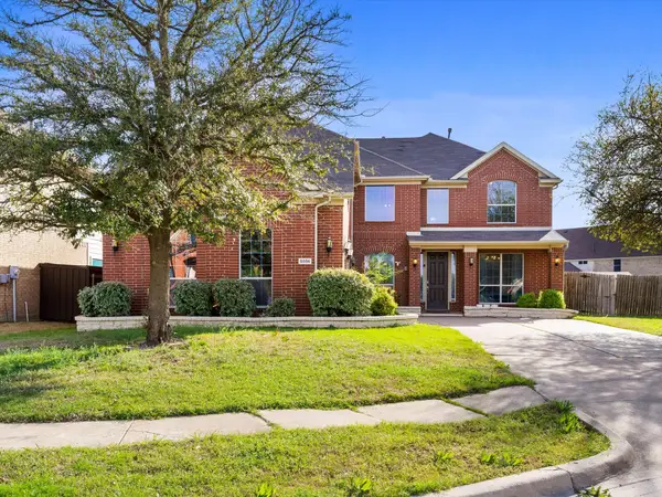 5556 Nacogdoches Trail, Grand Prairie, TX 75052