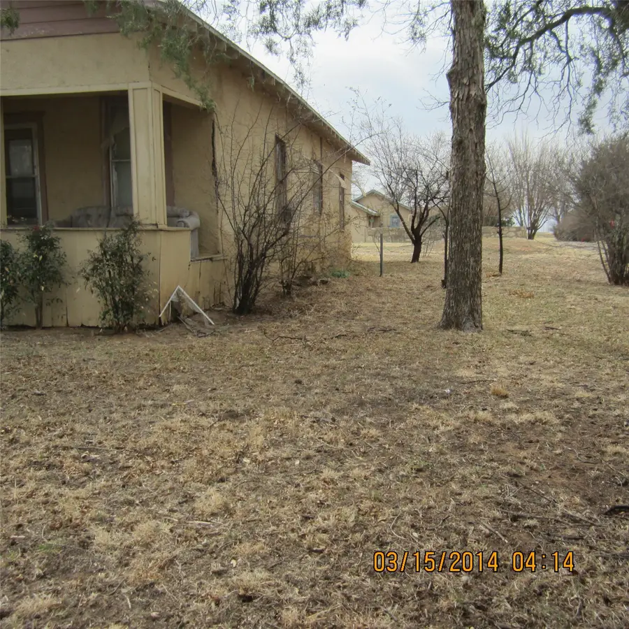 901 SE 4th, Knox City, TX 79529 - #2