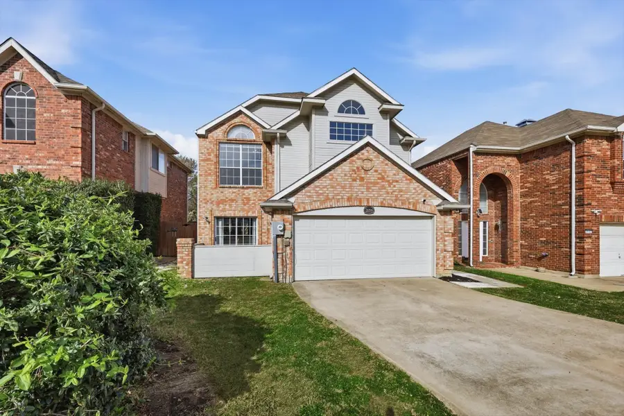 2094 Montclair Lane, Lewisville, TX 75067 - #3