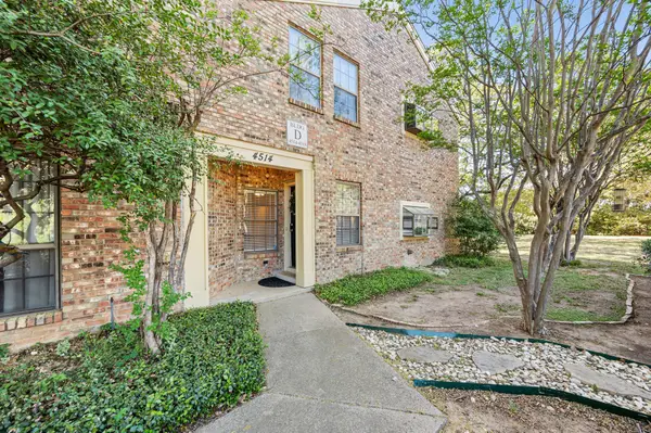 4514 Forestgate Circle, Arlington, TX 76017