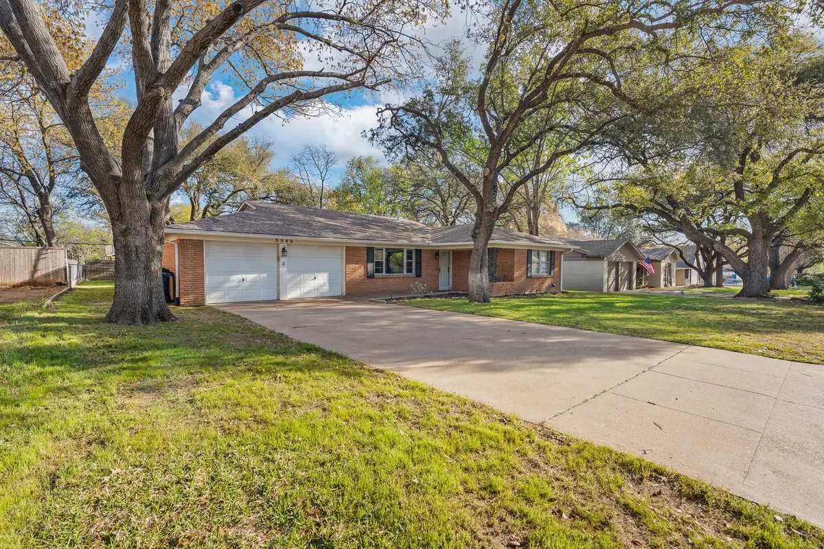 3540 Wedgway Drive, Fort Worth, TX 76133 - #1