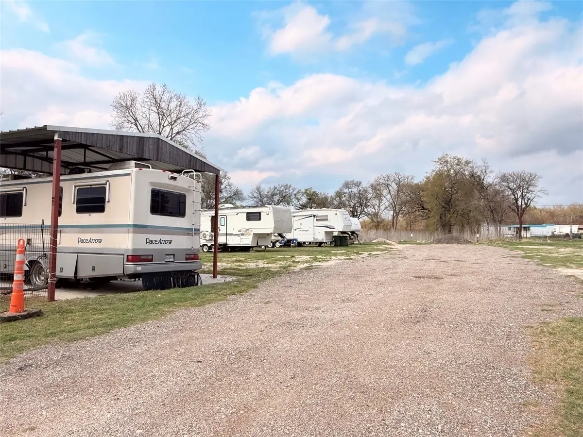 1005 E Yeagua Street, Groesbeck, TX 76642 - #1