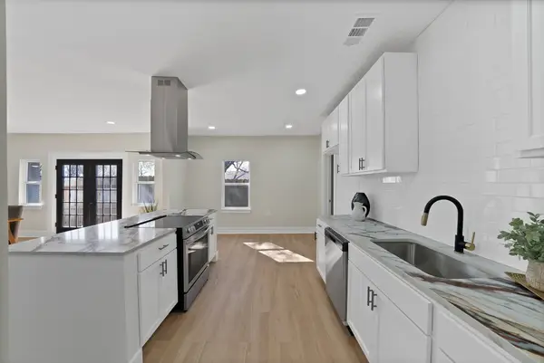 2803 Wilkinson Avenue, Fort Worth, TX 76103