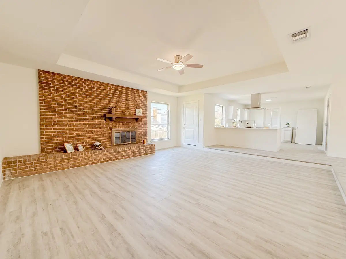 6320 Arthur Drive, Edgecliff Village, TX 76134 - #1