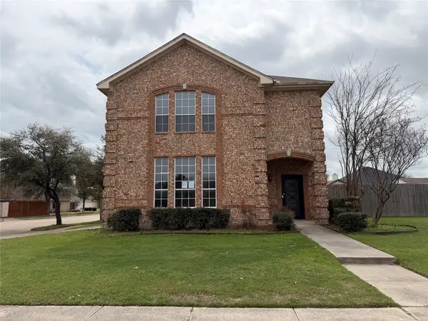 1001 Windsor Drive, Saginaw, TX 76179