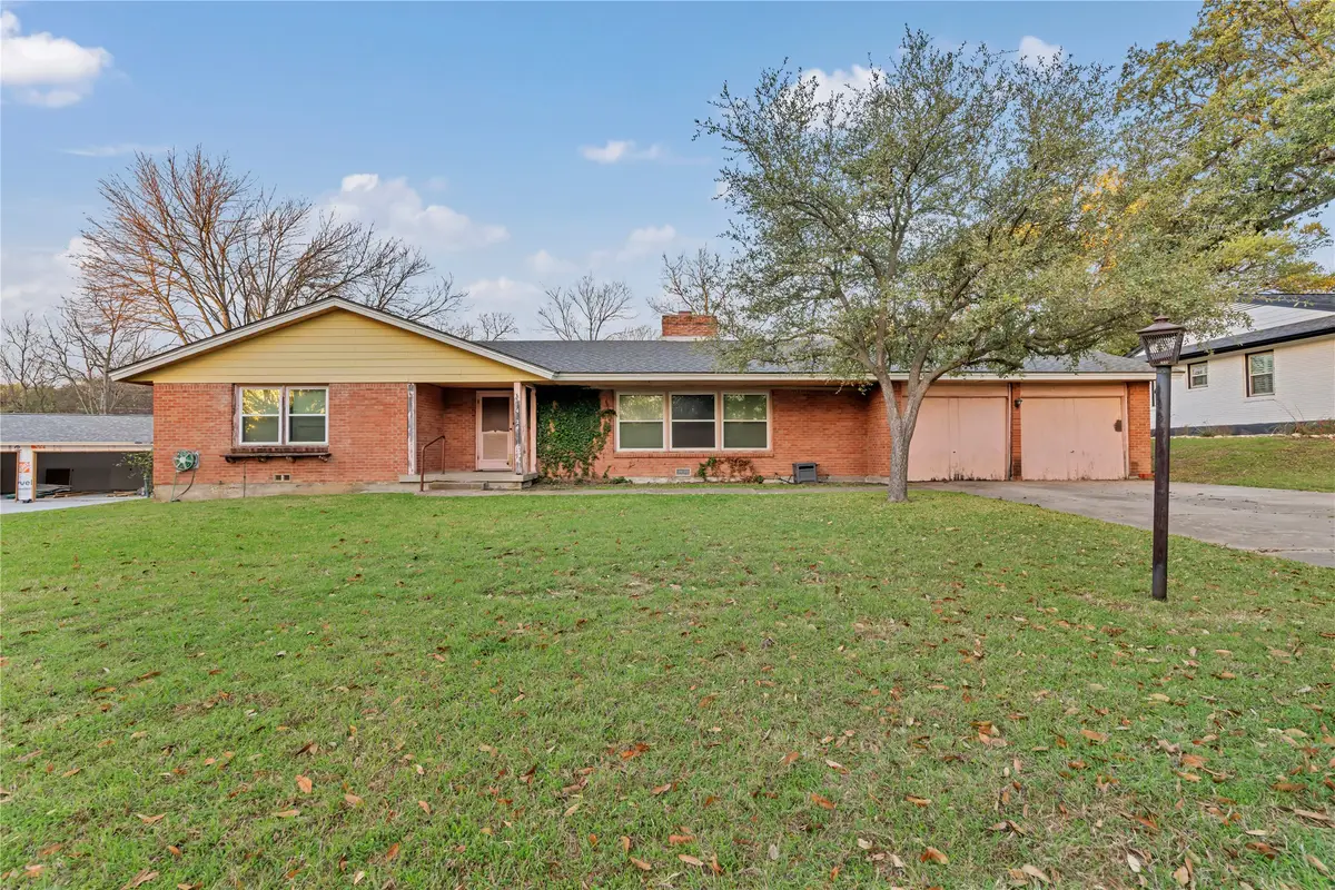 4124 Shannon Drive, Fort Worth, TX 76116 - #1