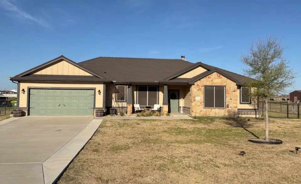 208 Crest Lane, Decatur, TX 76234 - #1