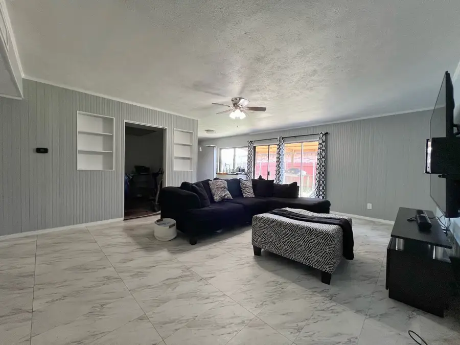 5609 Kerry Lane, Garland, TX 75043 - #2