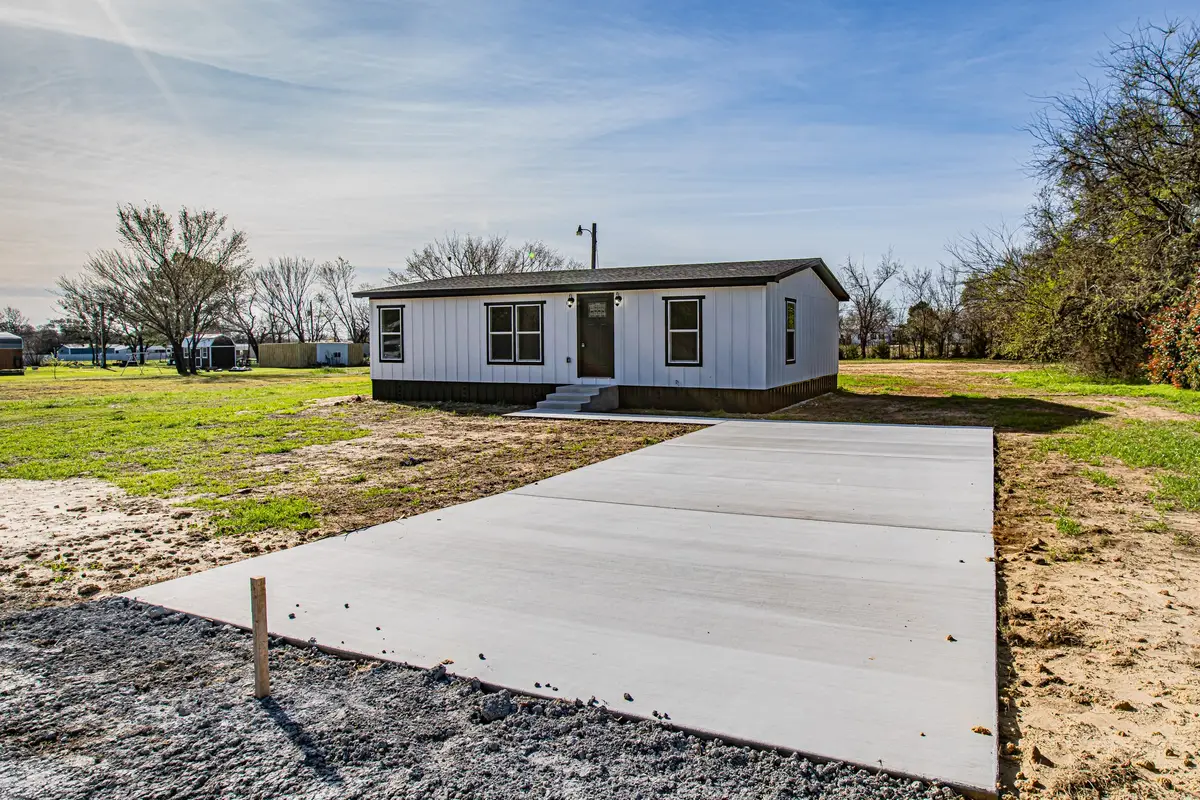 112 Private Road 1307, Bridgeport, TX 76426 - #1