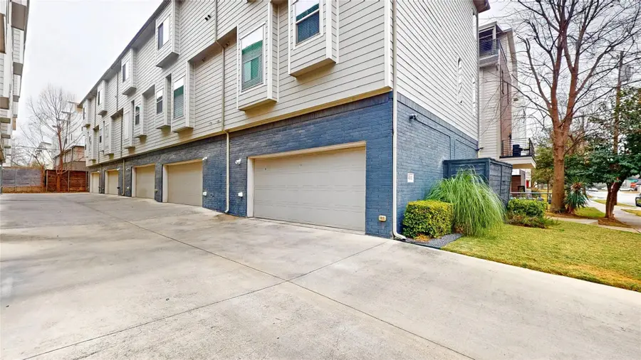 5811 Bryan Parkway #10, Dallas, TX 75206 - #3