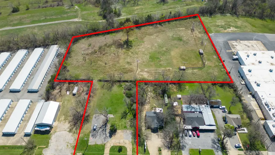 2208 W Morton Street, Denison, TX 75020 - #2