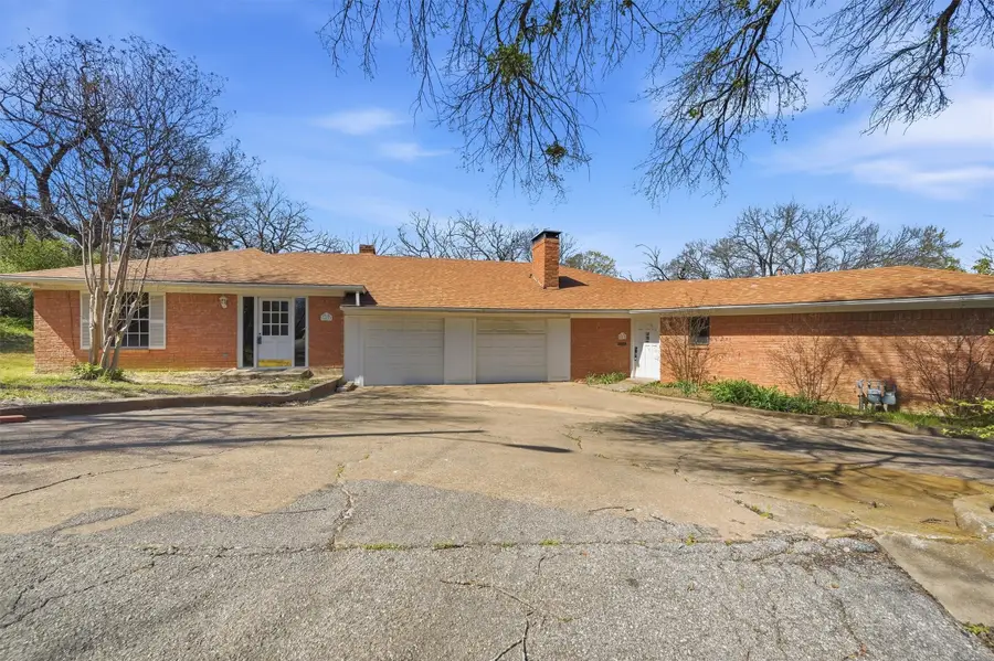 421 & 423 N Carl Street, Sherman, TX 75020 - #2