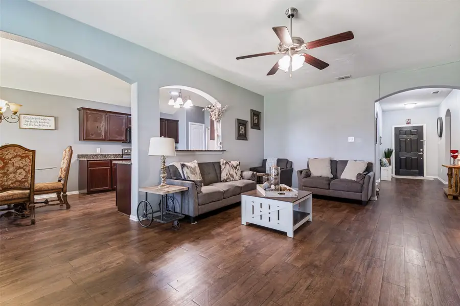 3129 Royal Crest Drive, Fort Worth, TX 76140 - #3